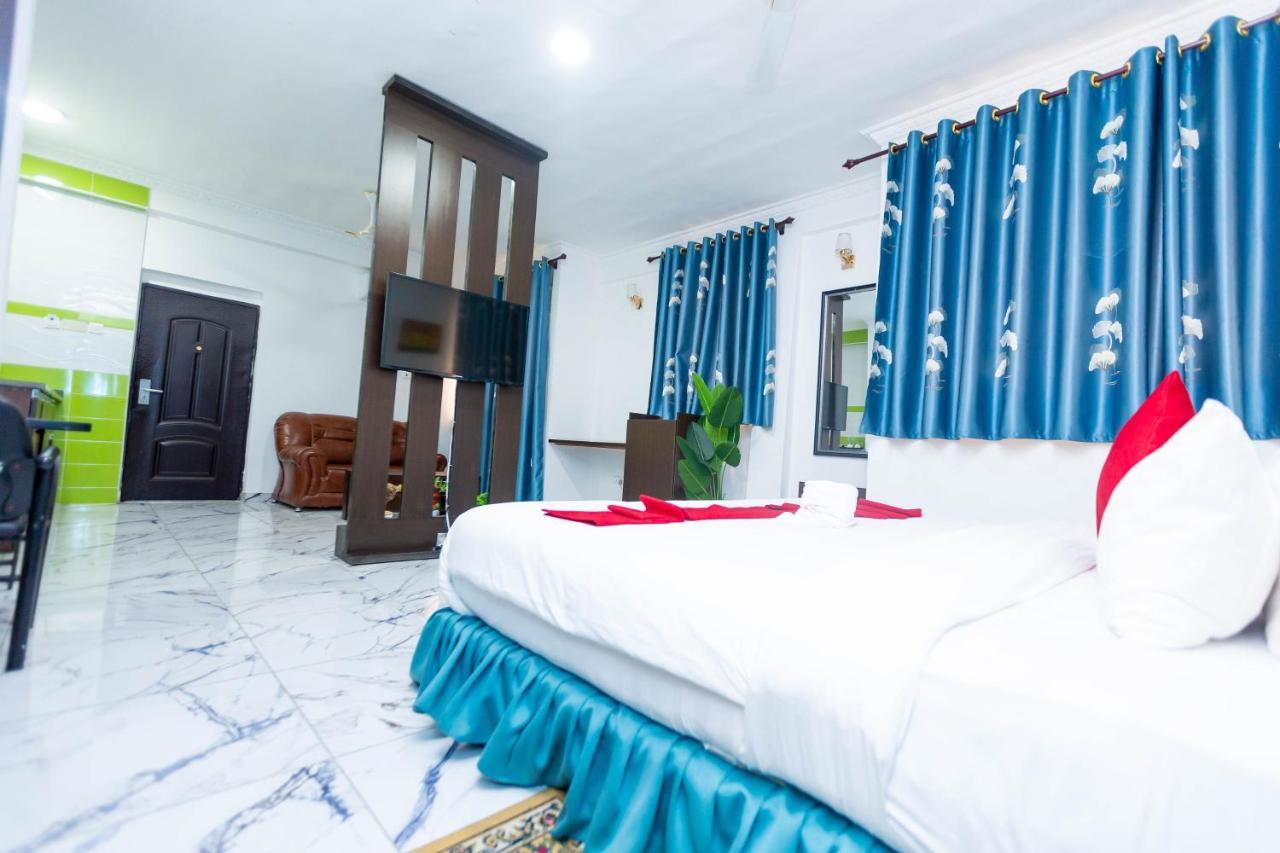 Sky Plus Hotel & Resort Ho Eksteriør bilde